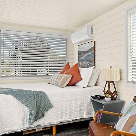 New The Sunset Luxury Container Home Fredericksburg Exteriér fotografie