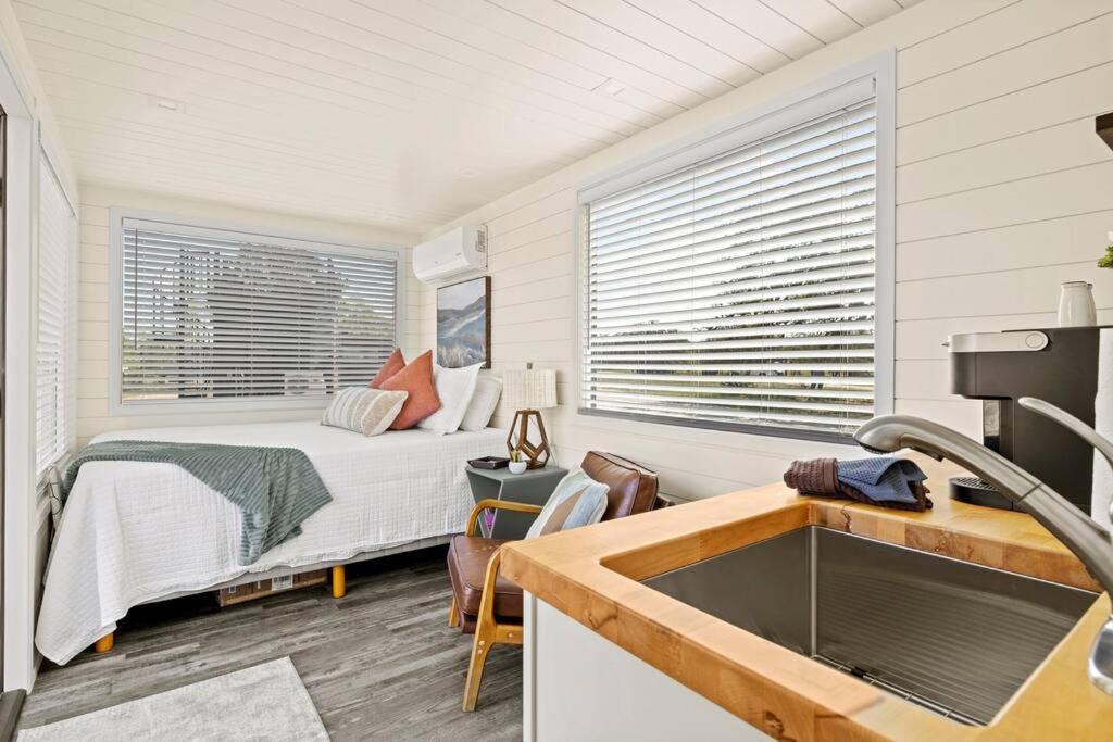 New The Sunset Luxury Container Home Fredericksburg Exteriér fotografie