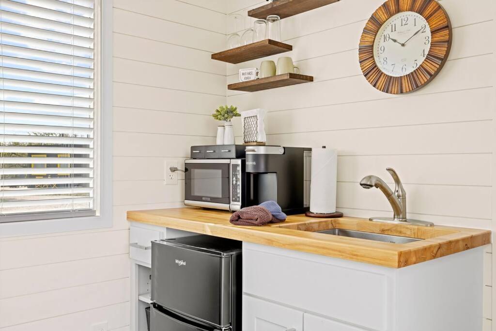 New The Sunset Luxury Container Home Fredericksburg Exteriér fotografie
